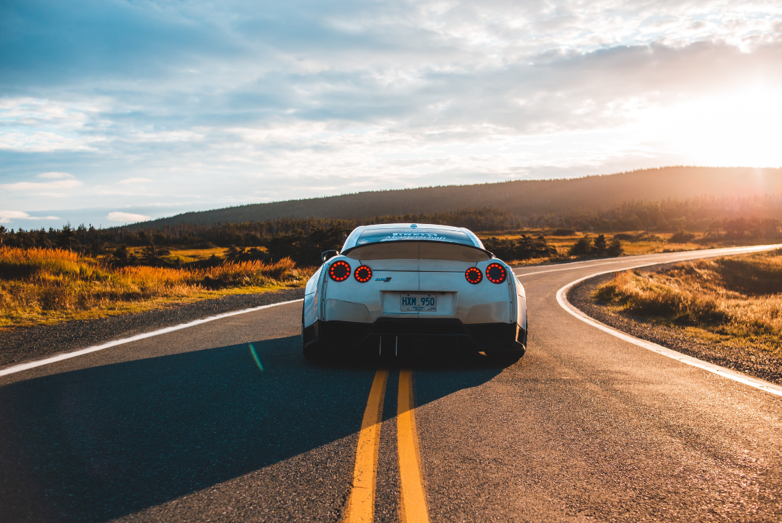 What are important maintenance tips for a car?