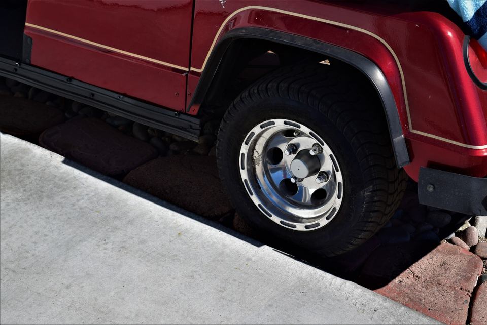 What is the effect of the incorrect inflation of a tyre?