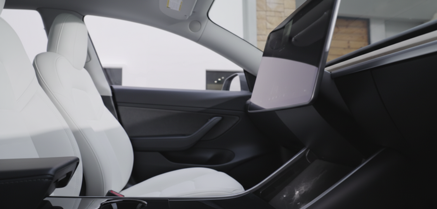 Material Testing: Evaluating Cleaners for Modern Vegan Leather