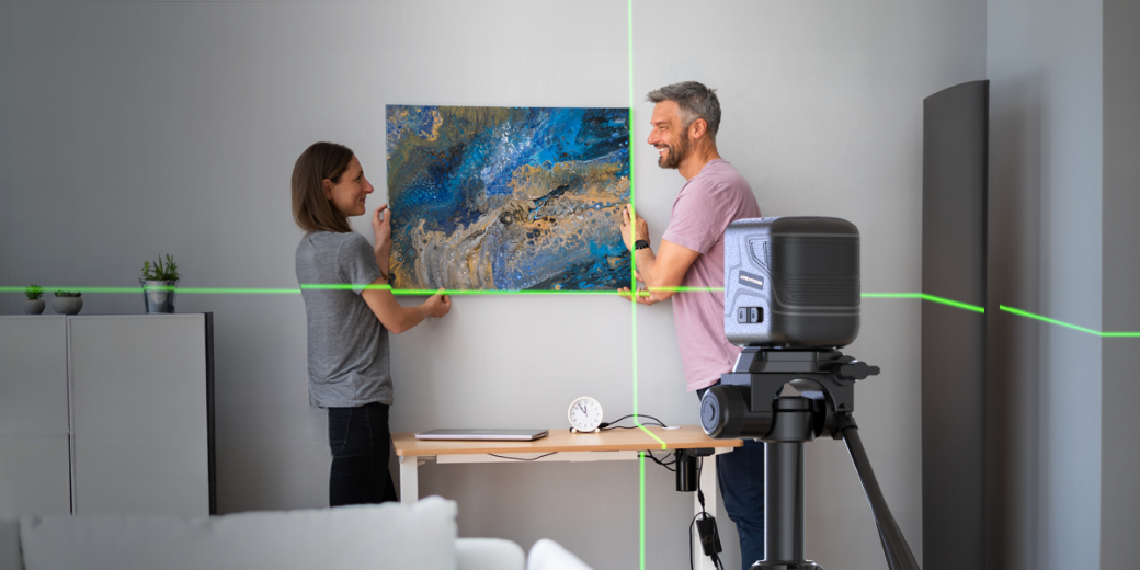 Fanttik D12 Ace 3x360° Green Laser Level - Self-Leveling 3D Cross Line For Construction, Picture Hanging, Rechargeable