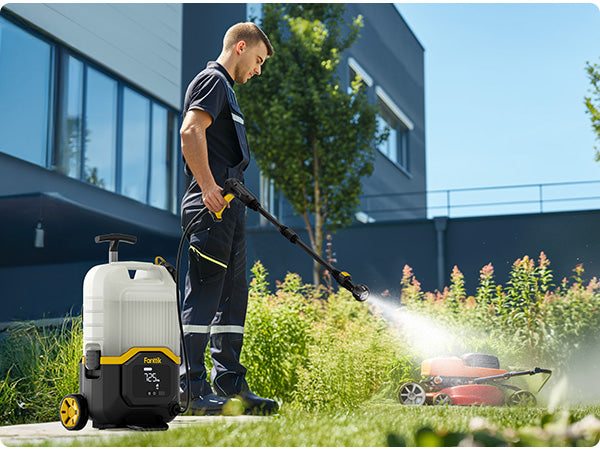 Fanttik NB8 Ultra Cordless Pressure Washer w/4.0 Gal Tank, Max 725PSI Electric Power Washer with 5-in-1 Nozzle, 20FT Hose, Adjustable Pressure, Foam Cannon Power Washer Cleaning for Car Washing, Patio