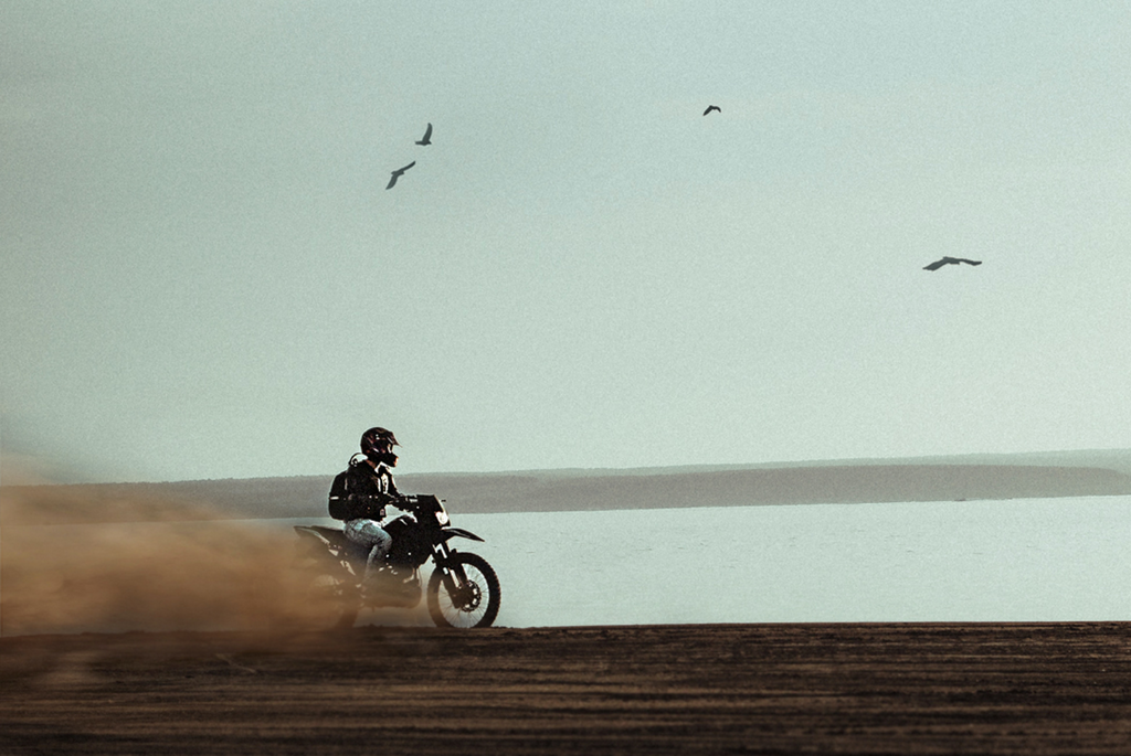 Is it safe to ride a motorcycle with old tires?