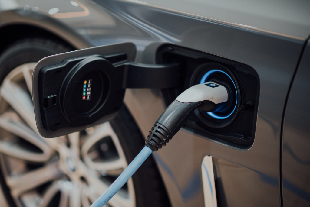 Will Rising Gas Prices Skyrocket Electric & Hybrid Car Costs?
