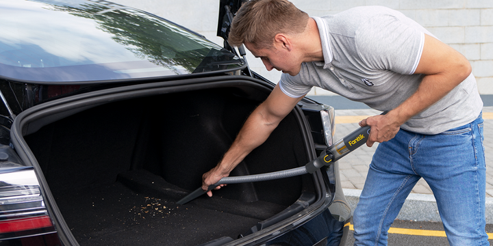 Keep It Dry: Essential Tips for Using Your Car Vacuum Cleaner Safely!